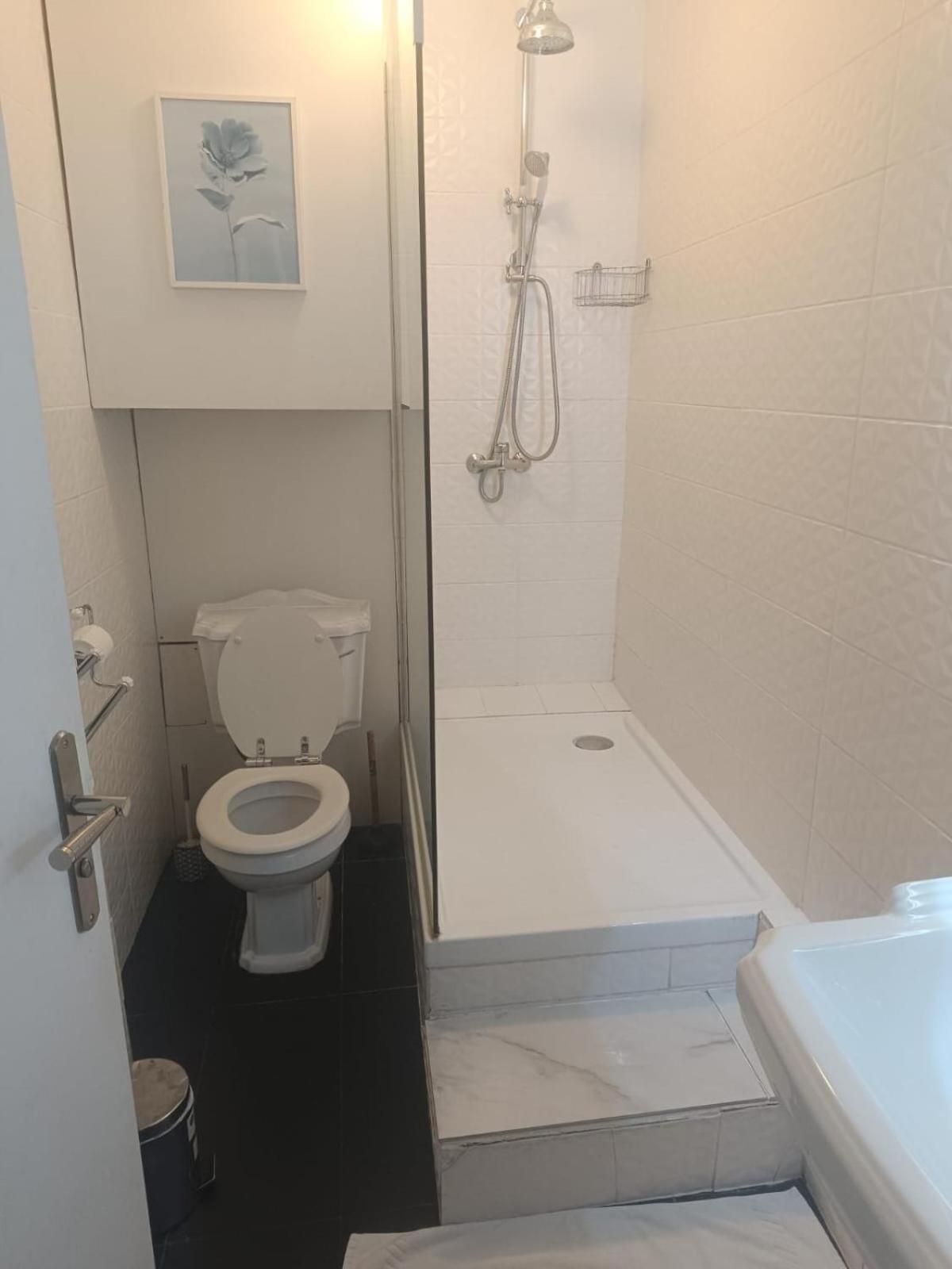 Joli 2 Pieces Proche Marais Apartment Paris Bagian luar foto